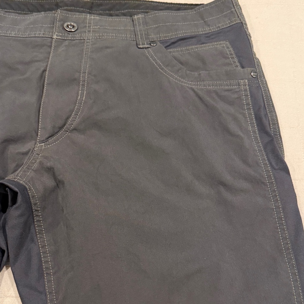 Kuhl Radikal Men's Charcoal Cargo Pants - Picture 4 of 15